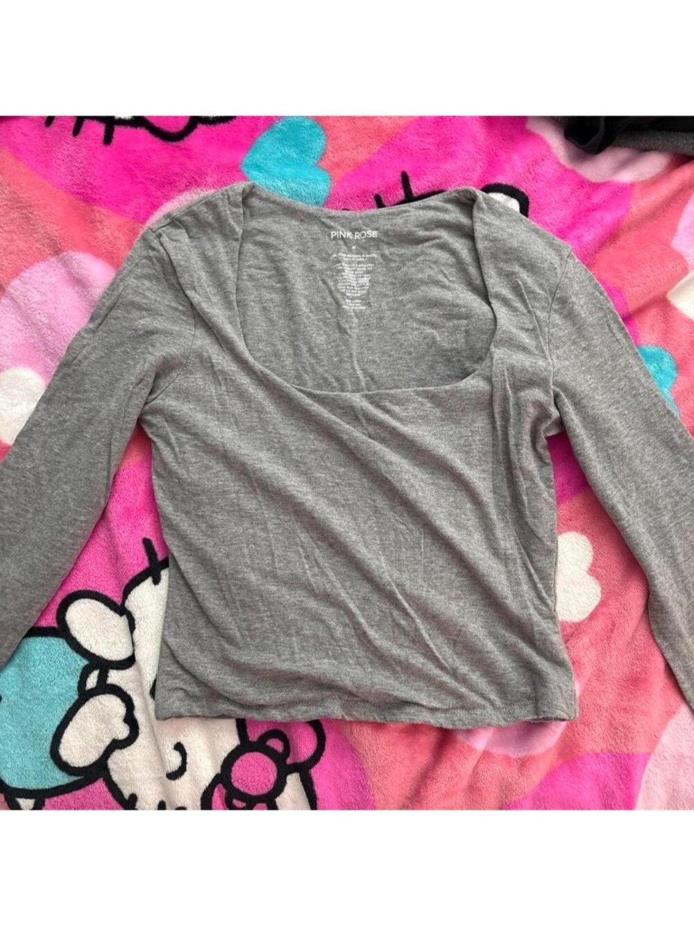Gray long sleeve top with a square neckline #longsleeve #squareneck #brandnew